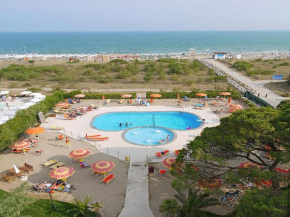Hotel Bertha Fronte Mare Lido Di Jesolo